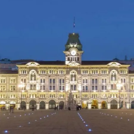 Fenice アパート *